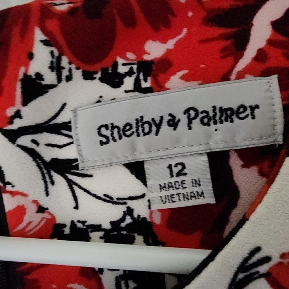 Dress - Picture 2 of 2